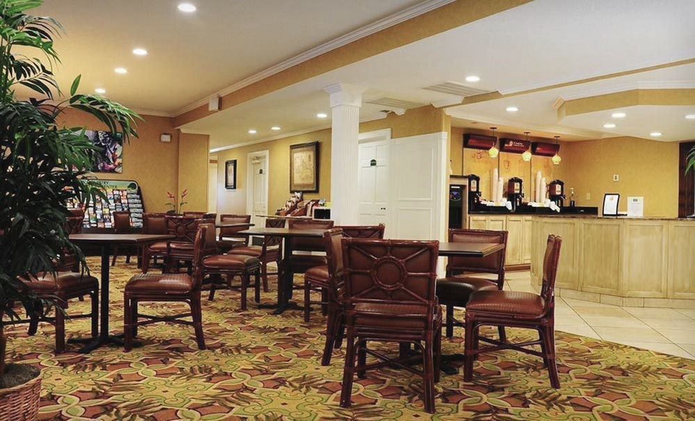 Palmera Inn And Suites Hilton Head Island Exterior foto